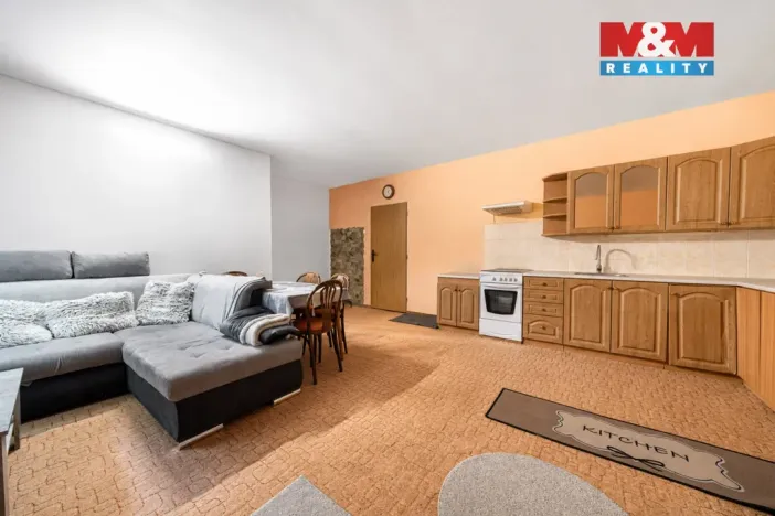 Prodej komerční nemovitosti, Nová Role - Mezirolí, 795 m2