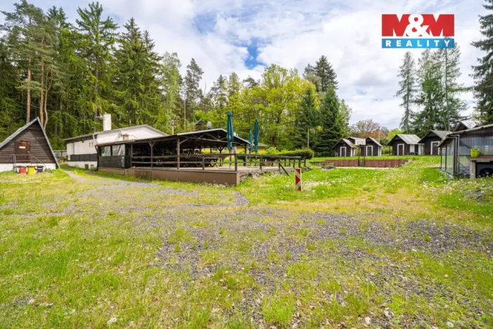 Prodej komerční nemovitosti, Nová Role - Mezirolí, 795 m2