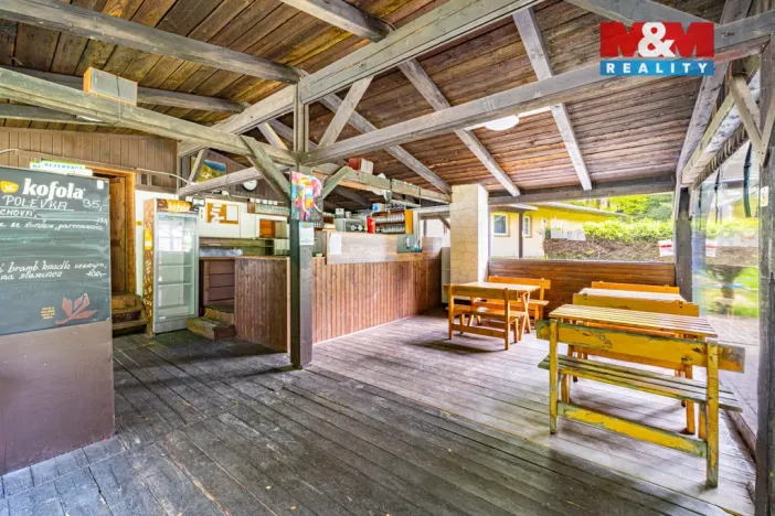 Prodej komerční nemovitosti, Nová Role - Mezirolí, 795 m2