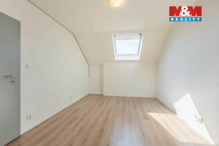 Prodej rodinného domu, Praha - Suchdol, K Roztokům, 160 m2