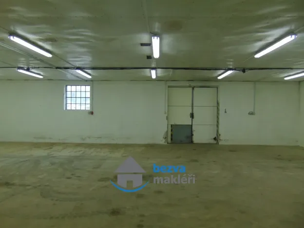 Pronájem výrobních prostor, Skuteč, Zvěřinova, 164 m2