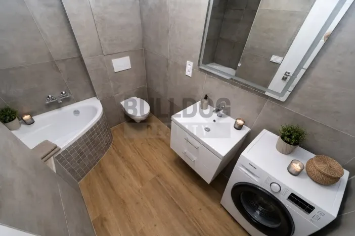 Pronájem bytu 2+kk, Praha - Libeň, Zenklova, 46 m2