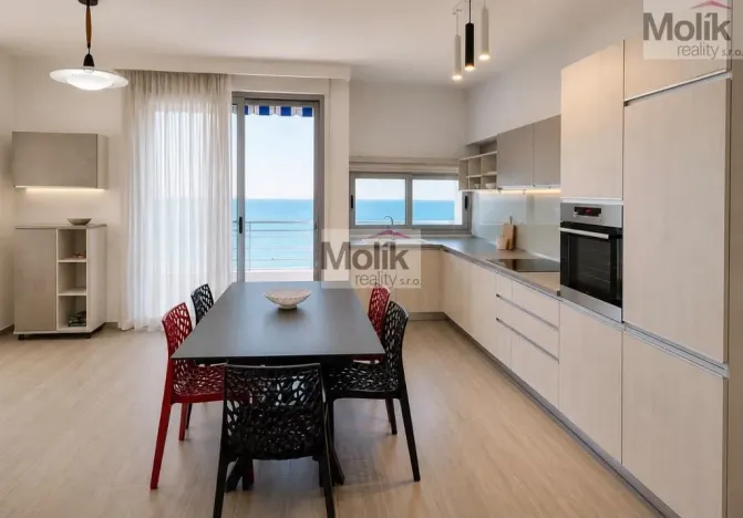 Prodej bytu 3+kk, Vlora, 116 m2