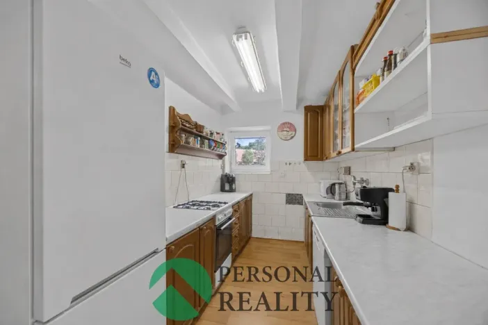 Prodej rodinného domu, Klamoš, 219 m2