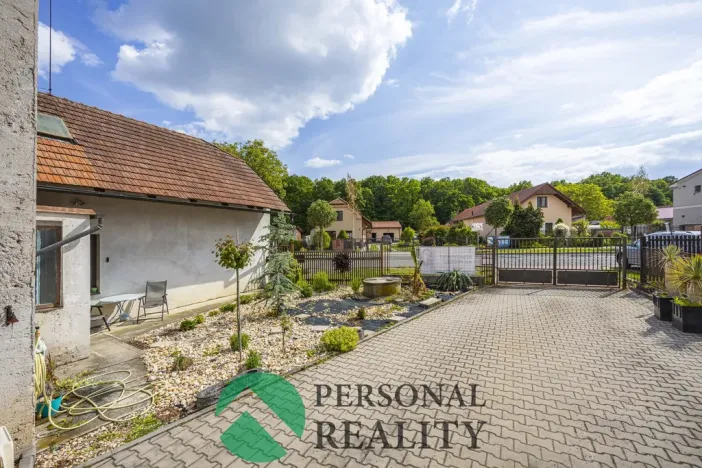 Prodej rodinného domu, Klamoš, 219 m2
