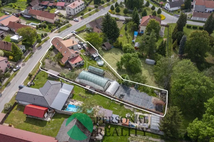 Prodej rodinného domu, Klamoš, 219 m2