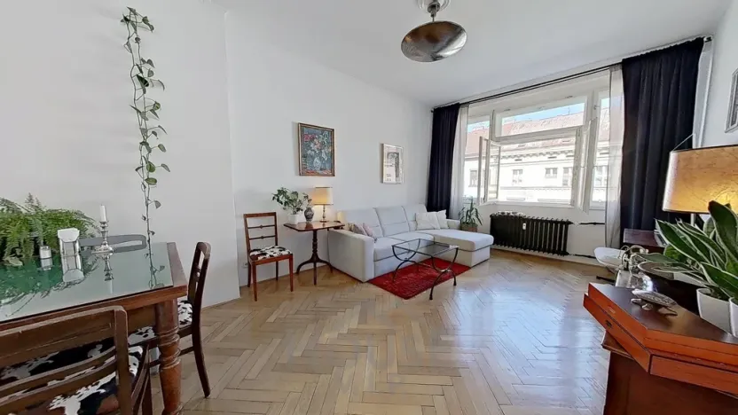 Prodej bytu 2+kk, Praha - Smíchov, Štefánikova, 56 m2