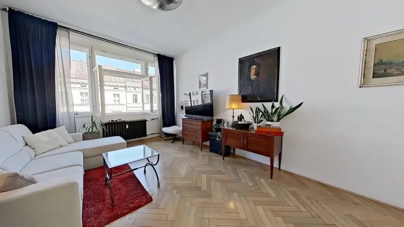 Prodej bytu 2+kk, Praha - Smíchov, Štefánikova, 56 m2