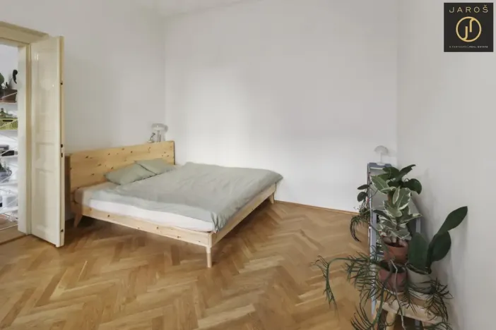 Pronájem bytu 2+kk, Praha - Bubeneč, Korunovační, 50 m2