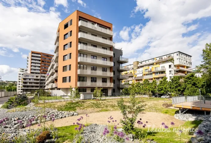 Pronájem bytu 3+kk, Praha - Vysočany, Gerstelova, 82 m2