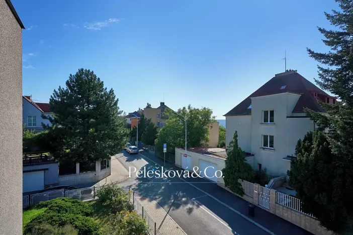 Pronájem rodinného domu, Praha - Braník, V malých domech I, 300 m2