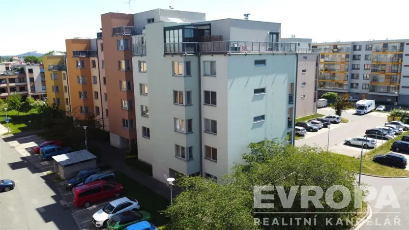 Prodej bytu 2+kk, Pardubice - Trnová, Josefa Bublíka, 56 m2