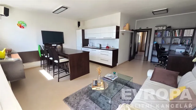 Prodej bytu 2+kk, Pardubice - Trnová, Josefa Bublíka, 56 m2