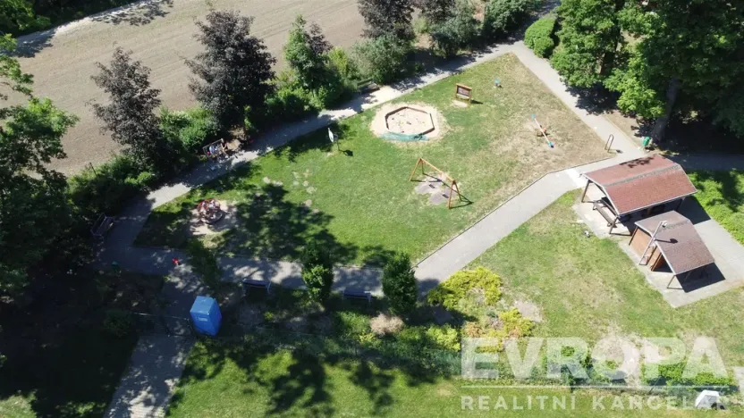 Prodej bytu 2+kk, Pardubice - Trnová, Josefa Bublíka, 56 m2