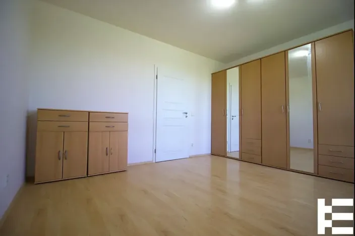 Pronájem bytu 2+kk, Praha - Prosek, Kytlická, 54 m2