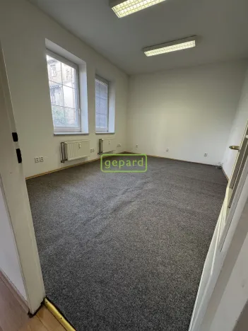 Pronájem kanceláře, Náchod, Českých bratří, 40 m2