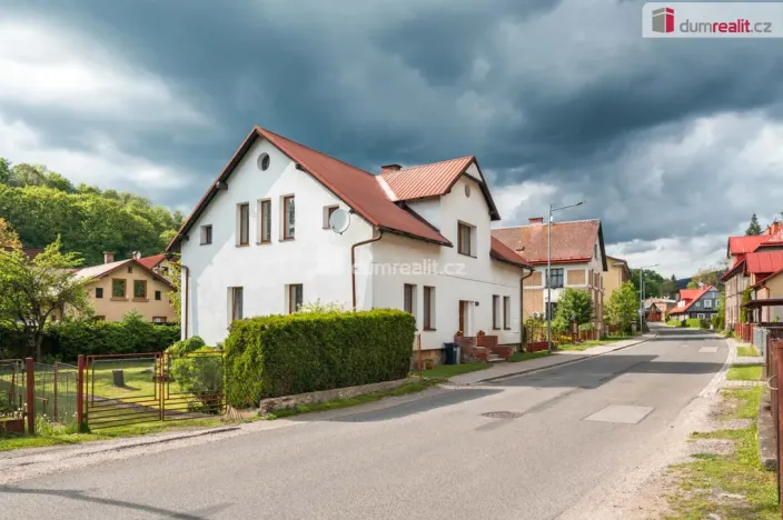 Prodej rodinného domu, Vrchlabí - Hořejší Vrchlabí, Horská, 250 m2