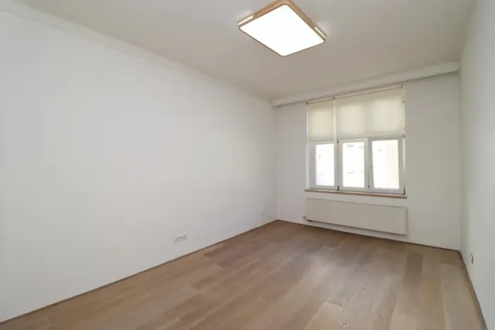 Pronájem bytu 3+1, Praha - Vinohrady, Vinohradská, 105 m2