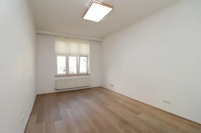 Pronájem bytu 3+1, Praha - Vinohrady, Vinohradská, 105 m2