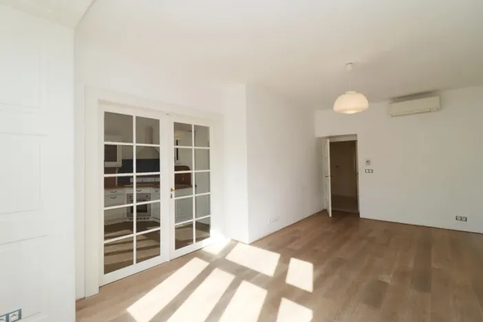 Pronájem bytu 3+1, Praha - Vinohrady, Vinohradská, 105 m2