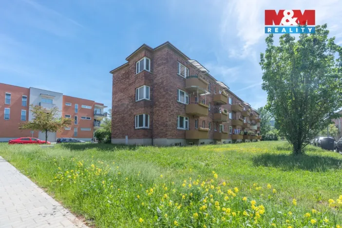 Prodej bytu 3+1, Zlín, Zálešná II, 70 m2