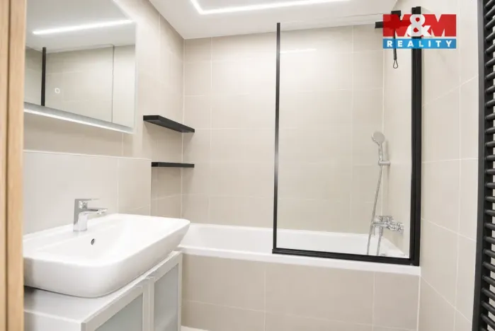 Prodej bytu 4+kk, Praha, Ke kříži, 76 m2