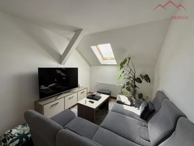 Pronájem bytu 3+kk, Chomutov, Ruská, 60 m2