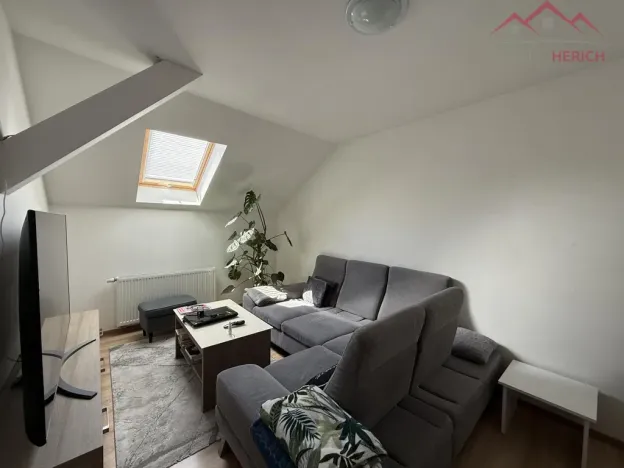 Pronájem bytu 3+kk, Chomutov, Ruská, 60 m2