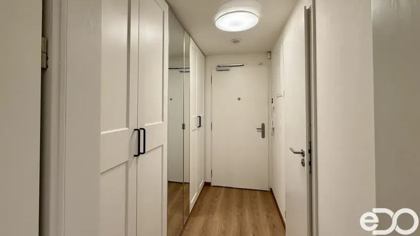 Pronájem bytu 1+kk, Praha, Poděbradská, 33 m2