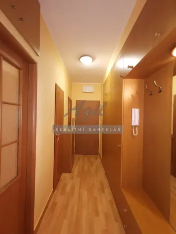 Pronájem bytu 2+1, Šlapanice, 66 m2