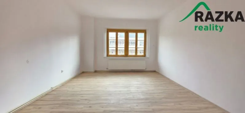 Pronájem bytu 3+1, Planá, nám. Svobody, 105 m2