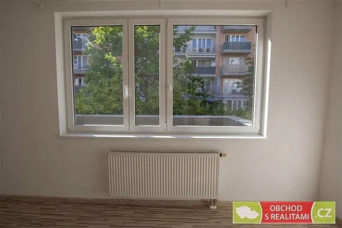 Pronájem bytu 2+kk, Praha, Janýrova, 58 m2