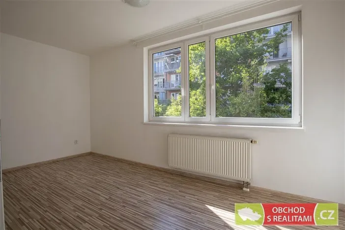 Pronájem bytu 2+kk, Praha, Janýrova, 58 m2