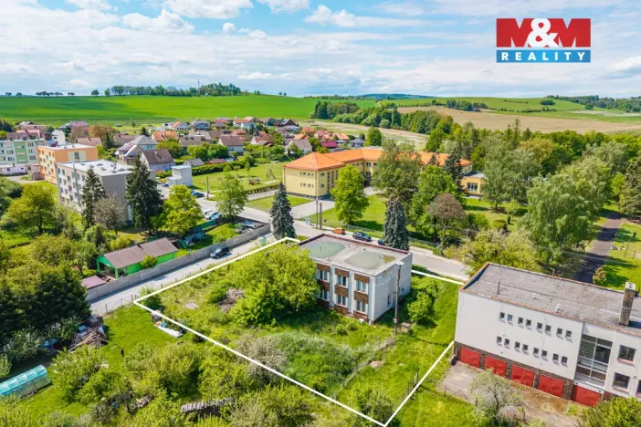 Prodej obchodního prostoru, Mirotice, Školní, 700 m2
