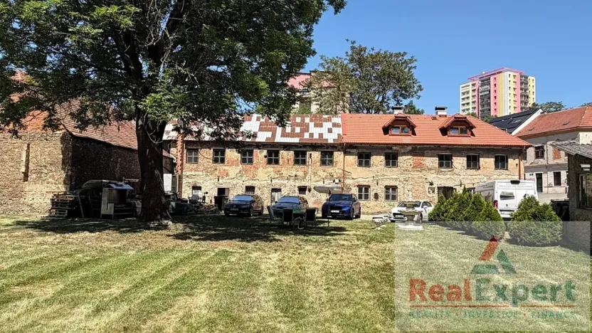 Prodej pozemku pro bydlení, Praha - Záběhlice, K prádelně, 2166 m2