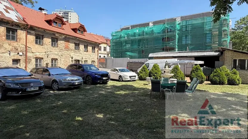 Prodej pozemku pro bydlení, Praha - Záběhlice, K prádelně, 2166 m2