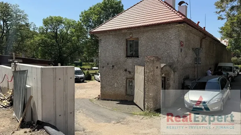 Prodej rodinného domu, Praha - Záběhlice, K prádelně, 950 m2