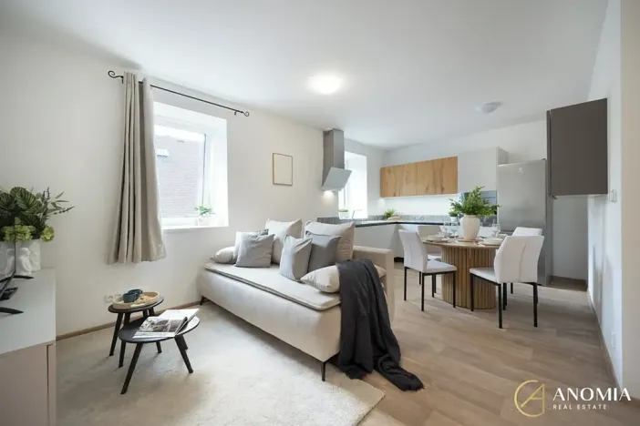 Prodej bytu 3+kk, Trhová Kamenice, Raisovo náměstí, 75 m2