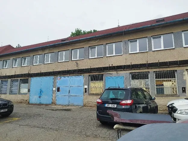 Pronájem kanceláře, Brno, Pod sídlištěm, 222 m2