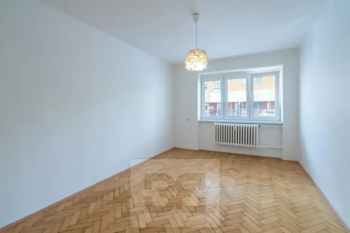 Pronájem bytu 2+1, Praha - Žižkov, Jeseniova, 75 m2