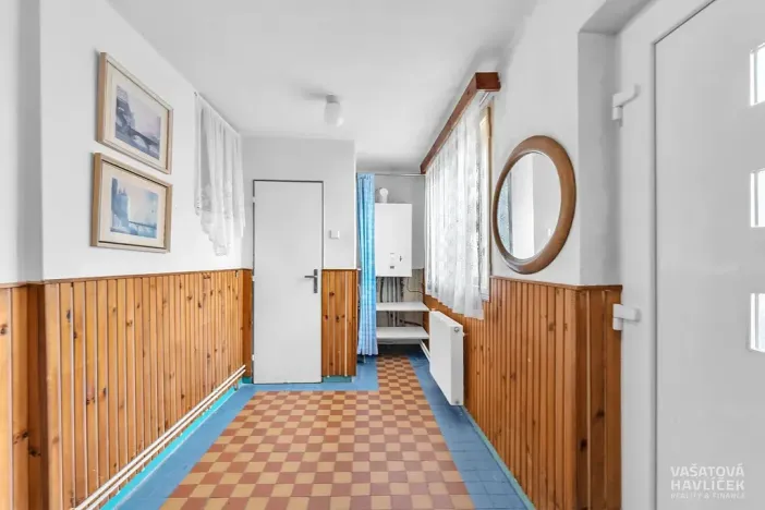 Prodej rodinného domu, Stěžery, 275 m2