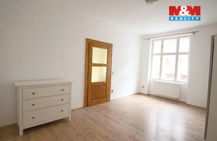 Pronájem bytu 2+kk, Hradec Králové, Průmyslová, 54 m2