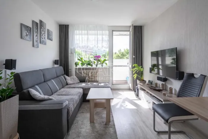 Prodej bytu 2+kk, Neratovice, 17. listopadu, 38 m2