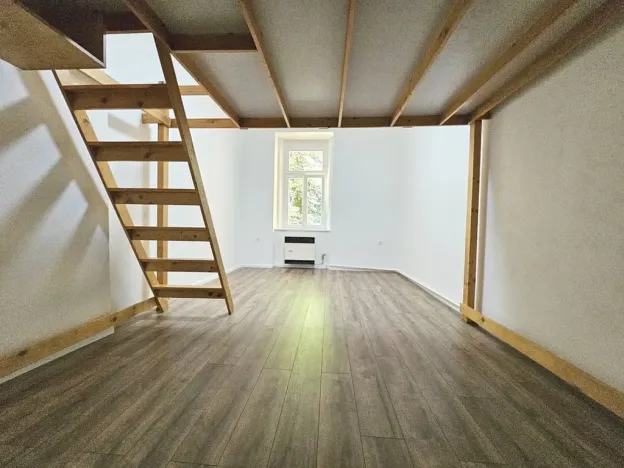 Pronájem bytu 1+1, Praha - Vinohrady, Mánesova, 28 m2