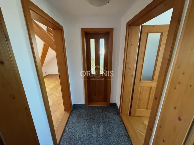 Pronájem bytu 1+1, Chomutov, Holečkova, 57 m2