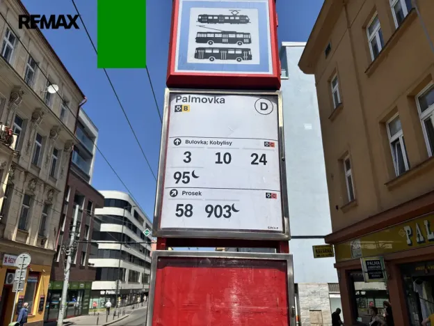 Pronájem garážového stání, Praha - Libeň, Vojenova, 15 m2