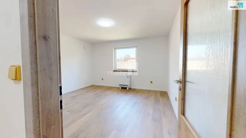 Pronájem bytu 1+kk, Senožaty, 31 m2