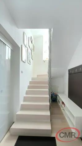 Pronájem rodinného domu, Praha, Nad dolíky, 200 m2