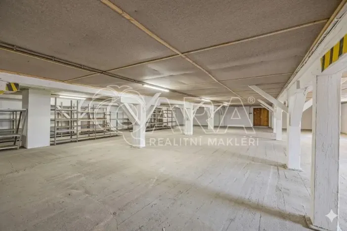 Prodej výrobních prostor, Stod, Domažlická, 9000 m2