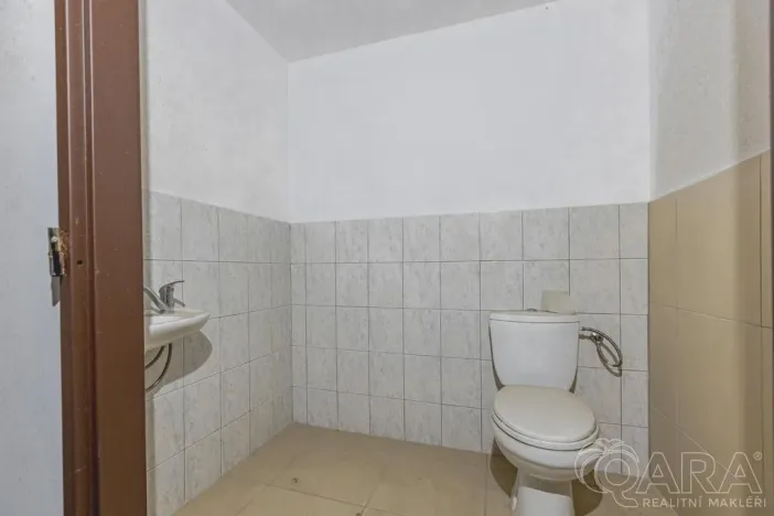 Prodej výrobních prostor, Stod, Domažlická, 9000 m2